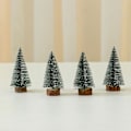 Miniatyrbilde 1 av 5: 4 stk fargerik kunstig mini juletre 10 cm høy Grønn