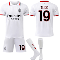 Pikkukuva 1 / 2: AC Milan Vieraspelipaita Lapset 2024-2025 No.19 THEO S
