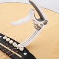 Miniatyrbilde 5 av 5: Plast Stålgitar Capo Klassisk Akustisk Gitar Ukulele Tuning Clamp Nybörjare Övning Musikverktyg Svart