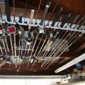 Miniatyrbilde 4 av 5: Fiskestangstativ - 2 deler 10 huller Fiskestangstativ Vegg- eller takmontering Oppbevaringsstativ Displayhylle