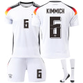 Miniatyrbillede 1 af 2: Tyskland Hjemme Euro 2024 Trøje Fodboldtrøje Børns Herresæt Nr. 6 Kimmich With socks XS