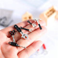 Pikkukuva 4 / 4: Mikrominiatyyrihuonekalut Pienet pienimuotoiset lelu-nukkekoti DIY Decora Mini vasara-avaimet Punainen