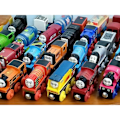 Miniatyrbillede 1 af 4: Thomas Og Venner Tog Tank Engine Træ Jernbanemagnet Saml Gavelegetøj Rusty