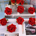Miniatyrbilde 3 av 5: 8 stk Serviettringer Blomster Serviettholder Ringer Kunstige rose serviettringer Burlap Sladd Serviettspænne Håndlaget Faux Red Rose Serviettslynge