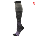 Miniatyrbilde 1 av 8: Strumpa Gradient Kompresjon Blandad Färg Tryck Mid-tubeSpor A11 ONESIZE A11 ONESIZE
