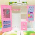Miniatyrbillede 3 af 5: Prinsesse soveværelsesmøbler skab garderobe til dukker legetøj pige