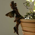Miniatyrbild 1 av 8: Mini flicka hängande kopp harts dekoration älva kombination blomma C C C C
