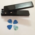Miniatyrbild 4 av 5: Gitarrplock DIY Plectrum Punch Maker Metallskärare Plock Sax Slippapper Guld