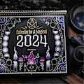 Pikkukuva 3 / 5: 2024 Magical: Jokapäiväiseen Elämään Taskukalenteri 2024 Kalenteri Taianomaiseen (dp)
