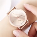 Miniatyrbillede 5 af 10: Dameur Quartz Armbåndsur GULD Gold