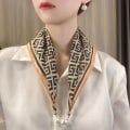 Miniatyrbild 6 av 10: Halsdukar Tunn sidenscarf C C C