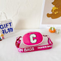 Miniatyrbillede 1 af 10: Børnebrev brysttaske Crossbody taske ROSE RED rose red