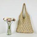 Pikkukuva 2 / 10: Neulotut käsilaukut Virkattu laukku BEIGE Beige