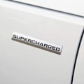 Miniatyrbild 2 av 5: 2st metall Supercharged logotyp Bilemblem Auto Badge Bakre Trunk