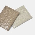 Pikkukuva 7 / 10: Ohut lyhyt lompakko -luottokorttikotelo KHAKI khaki
