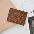 Miniatyrbild 1 av 10: Smal kort plånbok kreditkortshållare BRUN brown