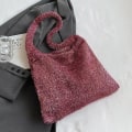 Pikkukuva 2 / 10: Virkattu Kangaskassi Olkalaukku ROSE RED Rose Red