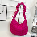 Miniatyrbillede 1 af 10: Quiltet mulepose til kvinder Puffer mulepose ROSE RED Rose Red