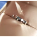 Miniatyrbillede 9 af 10: Honeycomb Fashion Ring Eternity Ring C C C