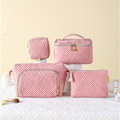 Miniatyrbilde 5 av 10: Makeup Bag Kosmetisk veske A A A