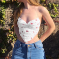 Miniatyrbillede 10 af 10: Rygløse camisole korte toppe LILLA M purple M