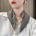 Miniatyrbild 9 av 10: Halsdukar Tunn sidenscarf C C C