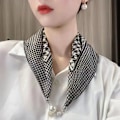 Miniatyrbild 9 av 10: Halsdukar Tunn sidenscarf E E E