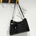 Pikkukuva 1 / 10: Crocodile Pattern Olkalaukku PU-nahkainen Crossbody-laukku MUSTA black