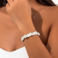 Miniatyrbild 7 av 10: Öppen manschett Irregular Lava Armband 5 5 5
