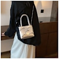 Pikkukuva 4 / 10: Crossbody Laukut Olkalaukut Käsilaukut silver