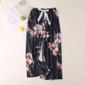 Miniatyrbilde 1 av 10: Pyjamasbukser Floral nattøy 3 3 3