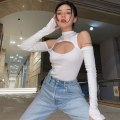 Pikkukuva 1 / 10: Turtleneck Cutout Onesie Off-shoulder Pitkähihainen Onesie VALKOINEN white S