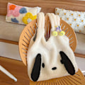 Miniatyrbillede 3 af 10: Fluffy skuldertaske Plys mulepose HVID white