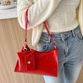 Pikkukuva 10 / 10: Crocodile Pattern Olkalaukku PU-nahkainen Crossbody-laukku PUNAINEN red