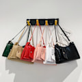 Pikkukuva 7 / 10: Crocodile Pattern Olkalaukku PU-nahkainen Crossbody-laukku PUNAINEN red