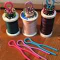 Miniatyrbillede 7 af 10: Spoleclips Klemme Trådspoler Clips GUL-10 STK GUL-10 yellow-10 pcs