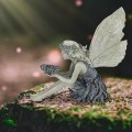 Miniatyrbilde 4 av 4: Hagefe-statue, solsikkefe-statue, hageskulptur, fuglemater, hagepynt