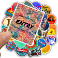 Pikkukuva 3 / 5: 50 kpl Retro ulkoilmamatkailun graffititarroja, kylttirakennustarroja, matkalaukku, ostoskärry, skootteri, muistikirja, supervedenpitävät tarrat