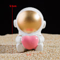 Miniatyrbilde 4 av 5: Resin Astronaut Triumph 2-delt Figur Rommann Statue Dekor Ornament Dekorasjoner for Bursdagsfester
