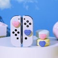 Miniatyrbild 3 av 5: Tumgreppskåpor för Nintendo Switch, söta joystick-skydd med 3D-mönster, mjukt och bedårande silikon, analogt 4-delars kit för Switch/OLED/Lite, blått och rosa hjärta