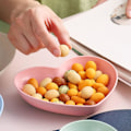 Miniatyrbillede 3 af 4: 10 stk. Hjerteformede middagstallerkener, middagsstel, 6 tommer madtallerkener, underkopper, bakke, frugt- og snacks skåle, BPA-fri (pink)