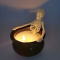 Pikkukuva 5 / 5: Rustiikkikynttilät Maalaistalon kynttilänjalat Halloween-juhlatarvikkeet
