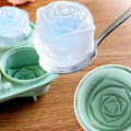 Miniatyrbild 4 av 8: 4 Hål 3D Rose Flower Ice Cube Maker Mould Form Green