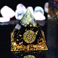 Miniatyrbillede 2 af 3: Helende Krystal Kugle Orgon Pyramide med Reiki Obsidian Chip Stene og Energi Spiral Symbol Orgonit Pyramide til Beskyttelse