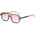 Pikkukuva 1 / 5: Vintage Neliömäiset 70-luvun Aviator-aurinkolasit Naisille Miehille Retro Klassiset Litteät Aviator-kehykset Aurinkolasit UV-suoja Transparent Grey/Gradient Pink