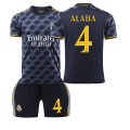 Miniatyrbild 1 av 2: Real Madrid bortaställ för barn säsongen 23/24 4 ALABA L