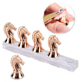 Miniatyrbillede 5 af 11: Hestehoved Neglespids Praksis Stativ Magnet Adsorption Falske Negle Display Støtteholdere Rose Guld