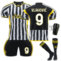 Miniatyrbillede 1 af 2: Juventus Hjemmefodboldtrøjesæt 23/24 med sokker og beskyttelsesudstyr 9 VLAHOVIC #L