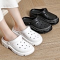Miniatyrbillede 2 af 5: Træsko Mules Mesh Hurtigtørrende Åndbar Letvægtsslippers Slip On Havesko til Kvinder Mænd-Sort(42/43 EU)