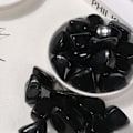 Miniatyrbillede 4 af 4: 1,1 pund naturligt sort obsidian krystalsten, sorte sten i løs vægt, krystaller og helbredende sten, polerede sten til dekoration